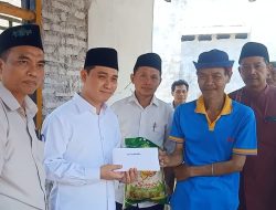 Lagi, Wabup Mojokerto Gus Barra Berikan Bantuan dengan Uang Pribadinya kepada Warga Kemantren yang Rumahnya Terbakar