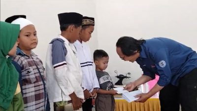 “BERBAGI UNTUK ANAK NEGERI” Memperingari HUT ke XIX, SKN News PATROLI Gelar Santunan kepada Anak Yatim, Janda dan Kaum Duafah