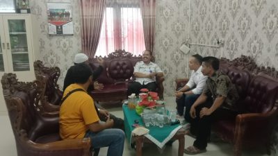 Camat Sumberrejo di Geruduk Warga Desa Margoagung Tuntut Sekdes Mundur