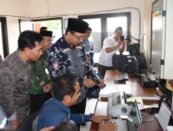 Bupati Gus Muhdlor Resmikan Sistim Pembayaran Elektronik Jasa Pelayanan di TPA Griyo Mulyo Jabon Sidoarjo