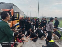 Warga PSHT Cabang Bojonegor Pusat Madiun  Mengikuti Deklarasi Pemilu Damai