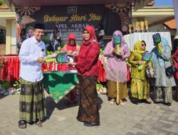 Hari Ibu ke-95, Masduki Anggota F-PKB DPRD Jatim Serahkan Bantuan Mobil ke PC dan 18 Sepeda Motor ke PAC Muslimat NU Kab. Mojokerto