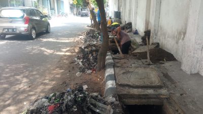 Antisipasi Banjir, Dinas PUPR Kota Kediri Normalisasi Drainase