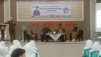 Peringati Hari Anti Korupsi Sedunia 2023, Kejari Sumenep Berikan Edukasi Pelajar Lewat Hukum