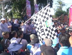 Ribuan Warga Situbondo Jalan Sehat Bareng Gubernur Khofifah