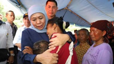 Peringatan Hari Ibu, Gubernur Khofifah Ajak Bahagiakan dan Sejahterakan Ibu Indonesia