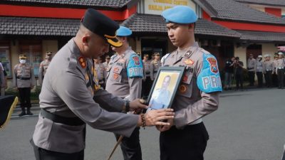 Pimpin Upacara PTDH, Ini Pesan Kapolres Jember