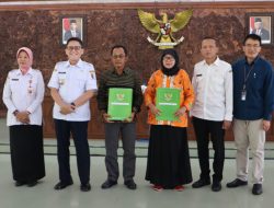 49 PNS Terima SK Pensiun, Pj Bupati Adriyanto: Terimakasih Telah Berkontribusi untuk Bojonegoro