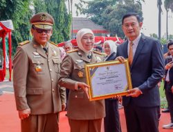 Bupati Yuhronur dan 47 Perusahaan di Lamongan Raih Penghargaan K3 2023 dari Gubernur Jatim
