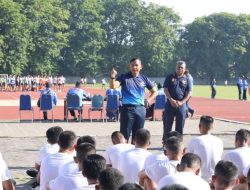 Danlantamal V Tinjau Tes Calon Siswa Dikmata TNI AL