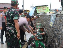 Wujudkan Pemilu Damai, TNI Polri Wonogiri Gelar Bakti Kebersihan Dan Bakti Sosial
