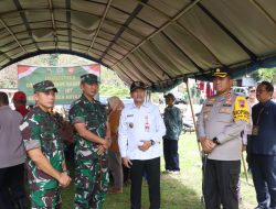 Polres Wonogiri Bersama Kodim 0728 Wonogiri Gelar Karya Bakti Di Kecamatan Paranggupito