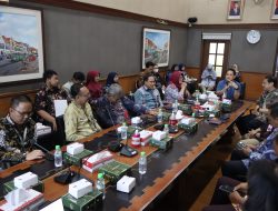 Kemenkominfo RI Demonstrasikan Website IMDI dan Dashboard Interaktif ke Pemprov Jatim