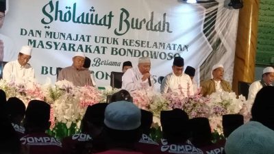 PJ Bupati Bondowoso Menghadiri Acara Sholawat Burdah di Masjid Besar Al Arif Prajekan Kidul