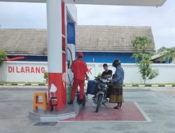 SPBU di Desa Brangkal Bojonegoro Layani Pembelian BBM Subsidi Dengan Jerigen