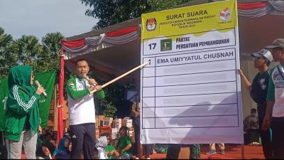 Ribuan Kader PPP Senam Bersama Dengan Caleg PPP Dapil 3 Kota Mojokerto Abah Rufis dan Ning Ema Caleg PPP DPR RI