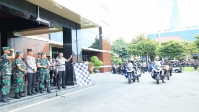 Kapolda Jatim Pimpin Apel Pasukan Gabungan Bulan Bhakti TNI Polri 2024