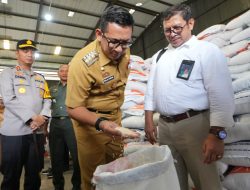 Stabilkan Harga Beras, Mas Pj Ali Kuncoro Instruksikan ASN Beli Beras Premium Bulog