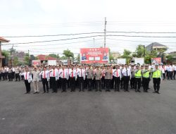42 Personel Polres Bojonegoro Berprestasi Menerima Penghargaan dari Kapolres