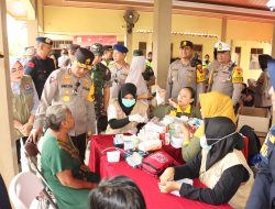 Banjir di Grobogan, Kapolda Jateng dan Pangdam IV Diponegoro Kunjungi Lokasi Pengungsian