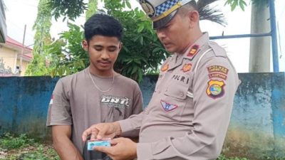 Gunakan SIM Palsu Saat Berkendara, Sopir Truk Diamankan Polres Lampura