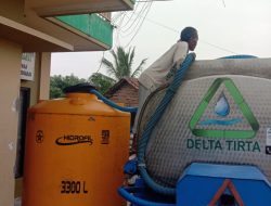 Perumda Delta Tirta Sidoarjo Salurkan 200 Ribu Liter Air Bersih Untuk Korban Banjir