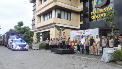 Polresta Sidoarjo peduli Korban Banjir di Jawa Tengah