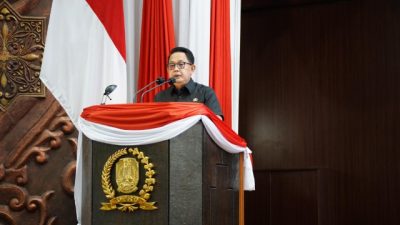 Pj. Gubernur Adhy Karyono Sampaikan Usulan Revisi Perda RUED Provinsi Jatim Tahun 2019-2050