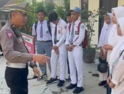 Polisi Berikan Edukasi Pengendara Motor yang Belum Cukup Umur