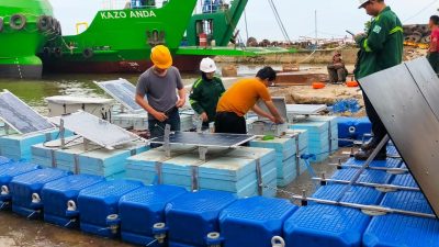 Pertama di Indonesia, ITS Luncurkan Purwarupa PLTS Apung Laut