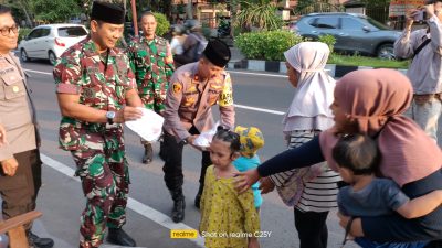 Sinergi TNI-Polri Sidoarjo Berbagi di Bulan Suci Ramadhan 1445 H