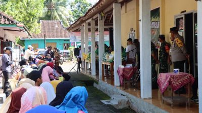 Jaga Stabilitas Pangan, TNI Polri di Wonogiri Gelar Bazar Sembako Murah