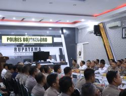 Upaya Peningkatan Pelayanan Masyarakat, Polres Bojonegoro Gelar Pelatihan Etika Komunikasi untuk Petugas Yanlik