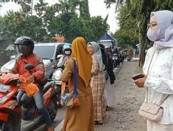 Berbagi Berkah di Bulan Ramadhan, UPT Puskesmas Pesanggrahan Kutorejo Bagi -Bagi Takjil