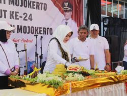 Gebyar HUT ke-24 RSUD Prof dr Soekandar Berlangsung Meriah, Diwarnai Senam dan Jalan Sehat Bersama Bupati Ikfina