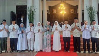 Bupati Ikfina Didampingi Sekda, Asisten dan OPD Gelar Open House di Pendopo GMT Kabupaten Mojokerto