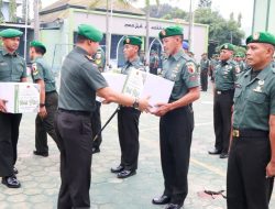 Sambut Idul Fitri 1445 H, Dandim Bojonegoro Bagikan Bingkisan Lebaran