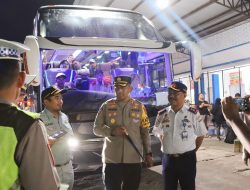 Kapolres Wonogiri Pantau Kedatangan Mudik Gratis di Terminal Giri Adipura