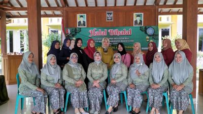 Keluarga Besar PKK Desa Kedewan Bojonegoro Adakan Halal Bihalal dan Peringati Hari Kartini