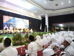 Peringati Malam Nuzulul Qur’an Bersama FKKTPQ, Gus Muhdlor Titip Doa Surat Al-Ikhlas