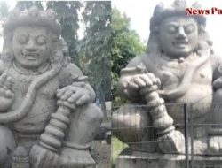 Misteri Dua Arca Raksasa Dwarapala Peninggalan Kerajaan Singosari