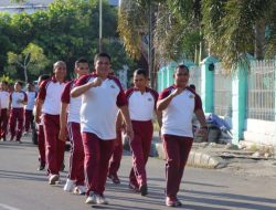 Jaga Kebugaran Fisik, Kapolres Sumbawa Bersama Personil Giat Olahraga Bersama