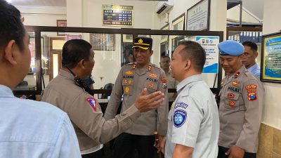 Kapolres Lumajang Sidak Samsat, Pastikan Layanan Prima Bersih dari Calo