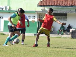 Laga Persahabatan Kades se Kecamatan Waru Mewujudkan Kondusifitas