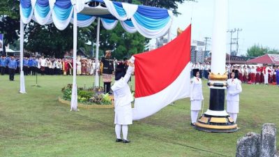 Pemkab Lampura Gelar Upacara Hari Pendidikan Nasional, Ini Harapan Pj Bupati Aswarodi