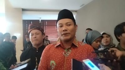 Plt. Bupati Sidoarjo Hadiri Pelantikan 54 Anggota Panwascam Pildaka 2024