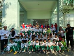 Puluhan Siswa KB RA Muslimat NU Nurul Ummah Kunjungi Radio Malowopati FM, Belajar Mengenal Profesi Broadcaster