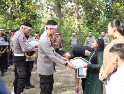 Kapolres Bojonegoro Beri Beasiswa kepada 33 Putra-Putri Polri Berprestasi