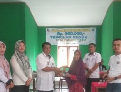 Pemdes Padang Ratu Salurkan BLT DD Tahun Anggaran 2024 Secara Tunai kepada 40 KPM