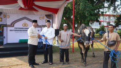 Peringati Idul Adha 1445 H, Jajaran Polda Jateng Sembelih 176 Sapi dan 215 Kambing